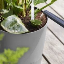 Bloempot Elho Greensense Aqua Care Rond - D30 X H29cm - Licht Beton 11 Bloempot Elho Greensense Aqua Care Rond - D30 X H29cm - Licht Beton -Bloeiplek Verkoopwinkel bloempot elho greensense aqua care rond d30 x h29cm licht beton bloempot 6 2