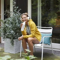 Capi Plantenbak Vierkant Nature Row NL - L40 X B40 X H40cm - Ivoor 5 Capi Plantenbak Vierkant Nature Row NL - L40 X B40 X H40cm - Ivoor -Bloeiplek Verkoopwinkel pot vierkant row nl 40x40x40 ivoor plantenbak 7 8