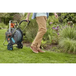 Slangenwagen AquaRoll Easy Set - L - 50m - Gardena 10 Slangenwagen AquaRoll Easy Set - L - 50m - Gardena -Bloeiplek Verkoopwinkel slangenwagen aquaroll easy set l 50m gardena 5 7