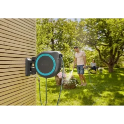 Wandslangenbox RollUp - XL - 35m - Blauw - Gardena 11 Wandslangenbox RollUp - XL - 35m - Blauw - Gardena -Bloeiplek Verkoopwinkel wandslangenbox rollup xl 35m blauw gardena 6 6